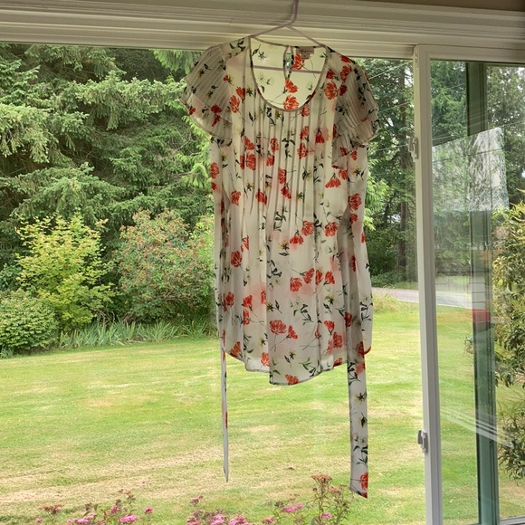 Top/ Tunic - Picture 4 of 4